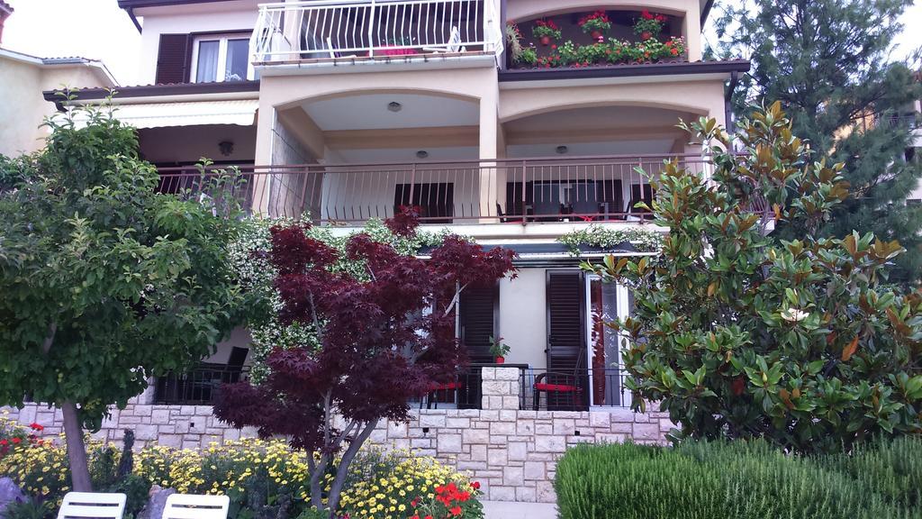 Apartments Silmare Rabac Exterior photo