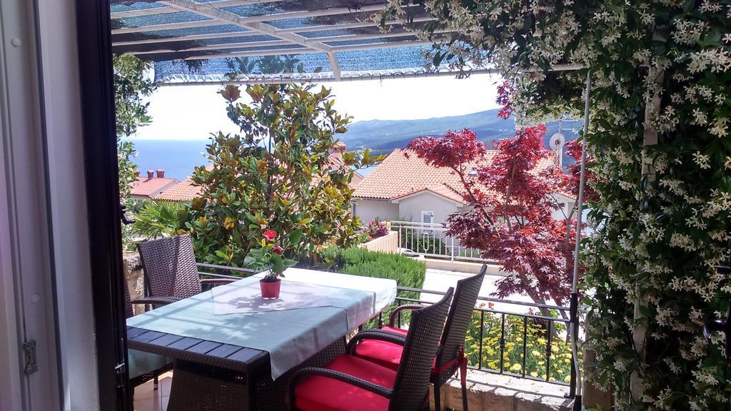 Apartments Silmare Rabac Exterior photo